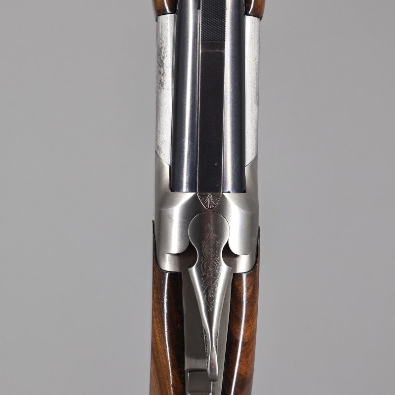 Browning Ultra XT 12 Gauge Over & Under Trap Shotgun
