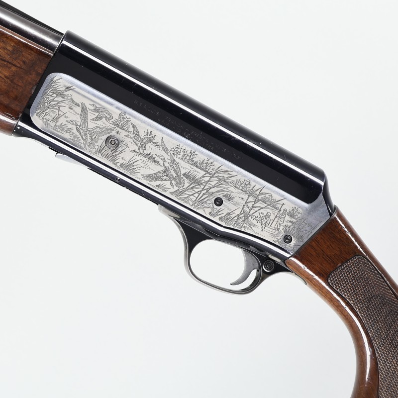 Shop 48/AL 12-Gauge Semi-Auto Shotgun - Good Condition