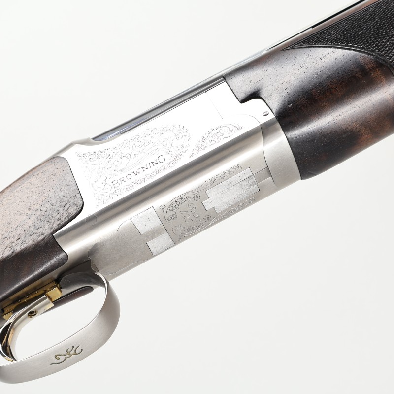 Browning B425 12 Ga Over/Under Shotgun - Excellent Condition