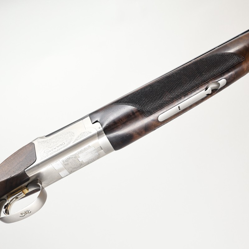 Browning B425 12 Ga Over/Under Shotgun - Excellent Condition